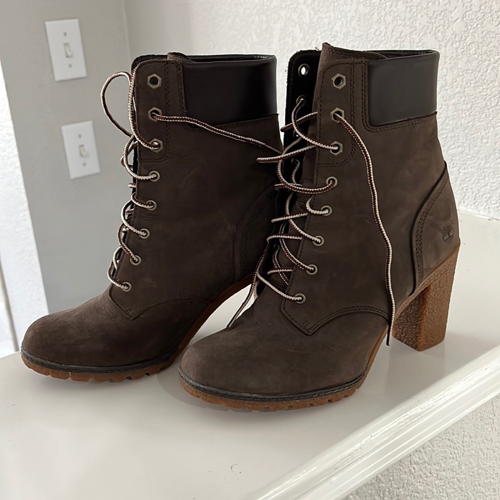 Brown Suede Heeled Timberland Booties